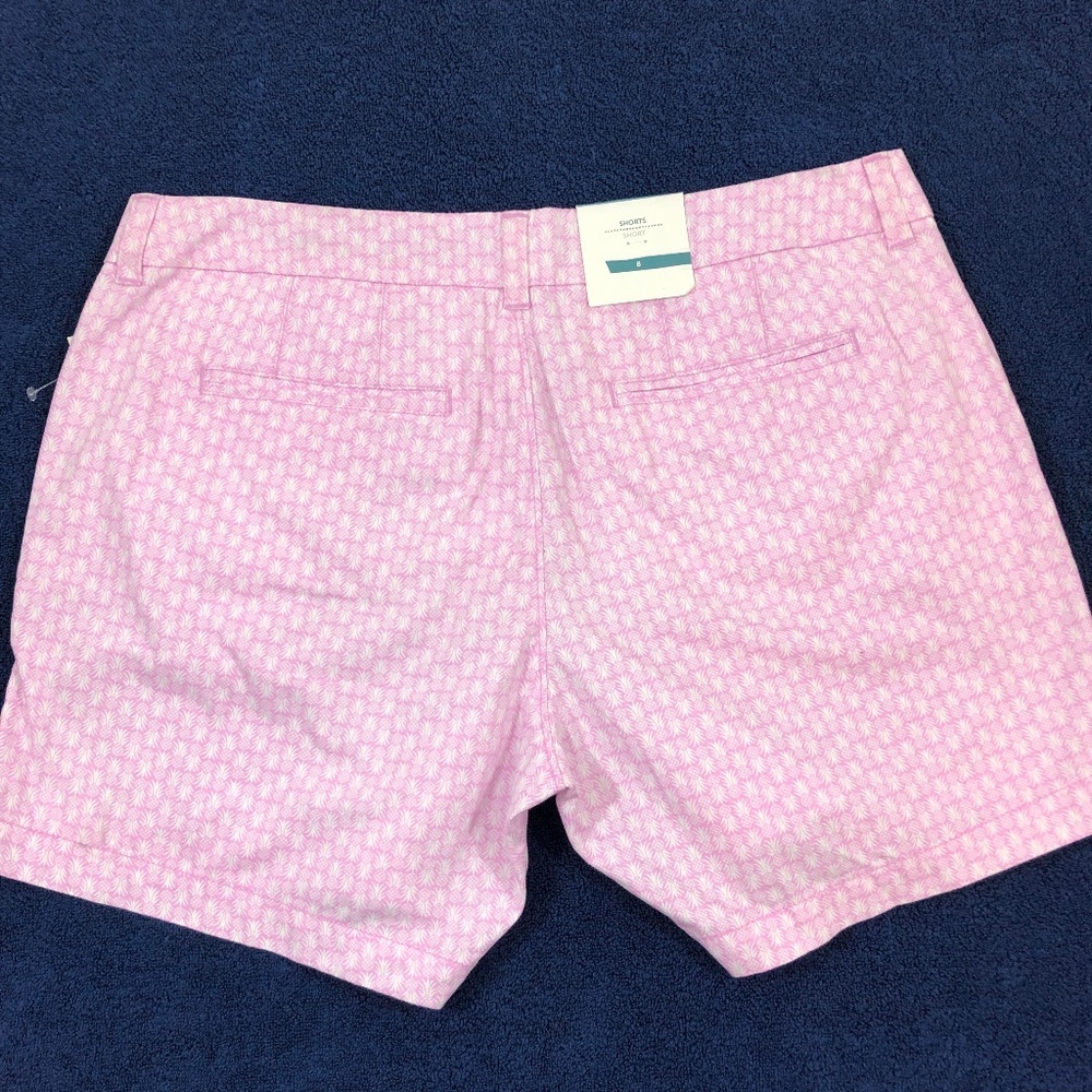 NWT Old Navy Pineapple Mid-Length Shorts